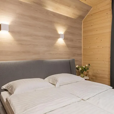 Woodvel House بيت ضيافة *